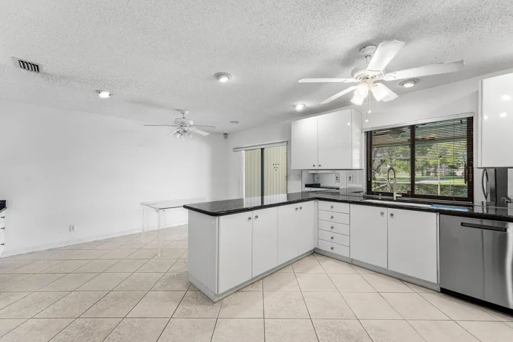 013-10775BocaWoodsLane-BocaRaton-FL-3342