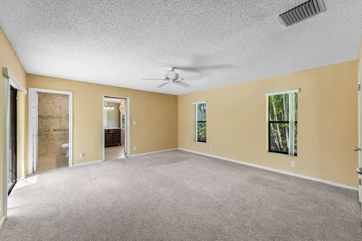 018-10775BocaWoodsLane-BocaRaton-FL-3342
