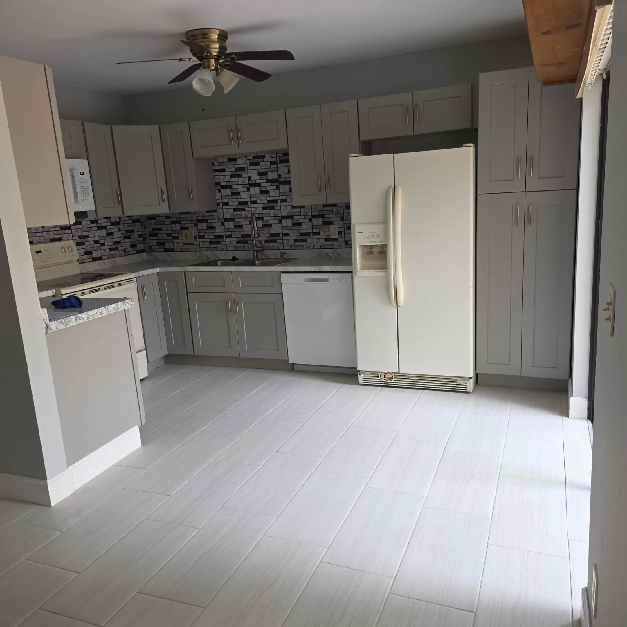 Kitchen/dinning area