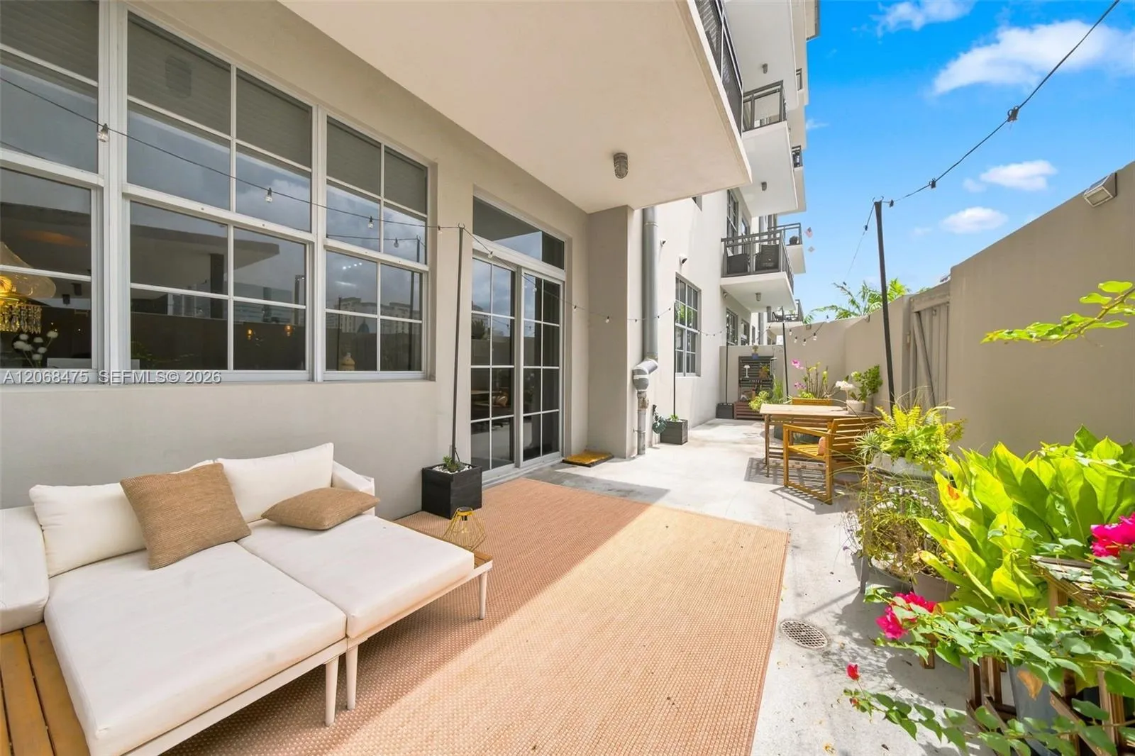 Photo 32