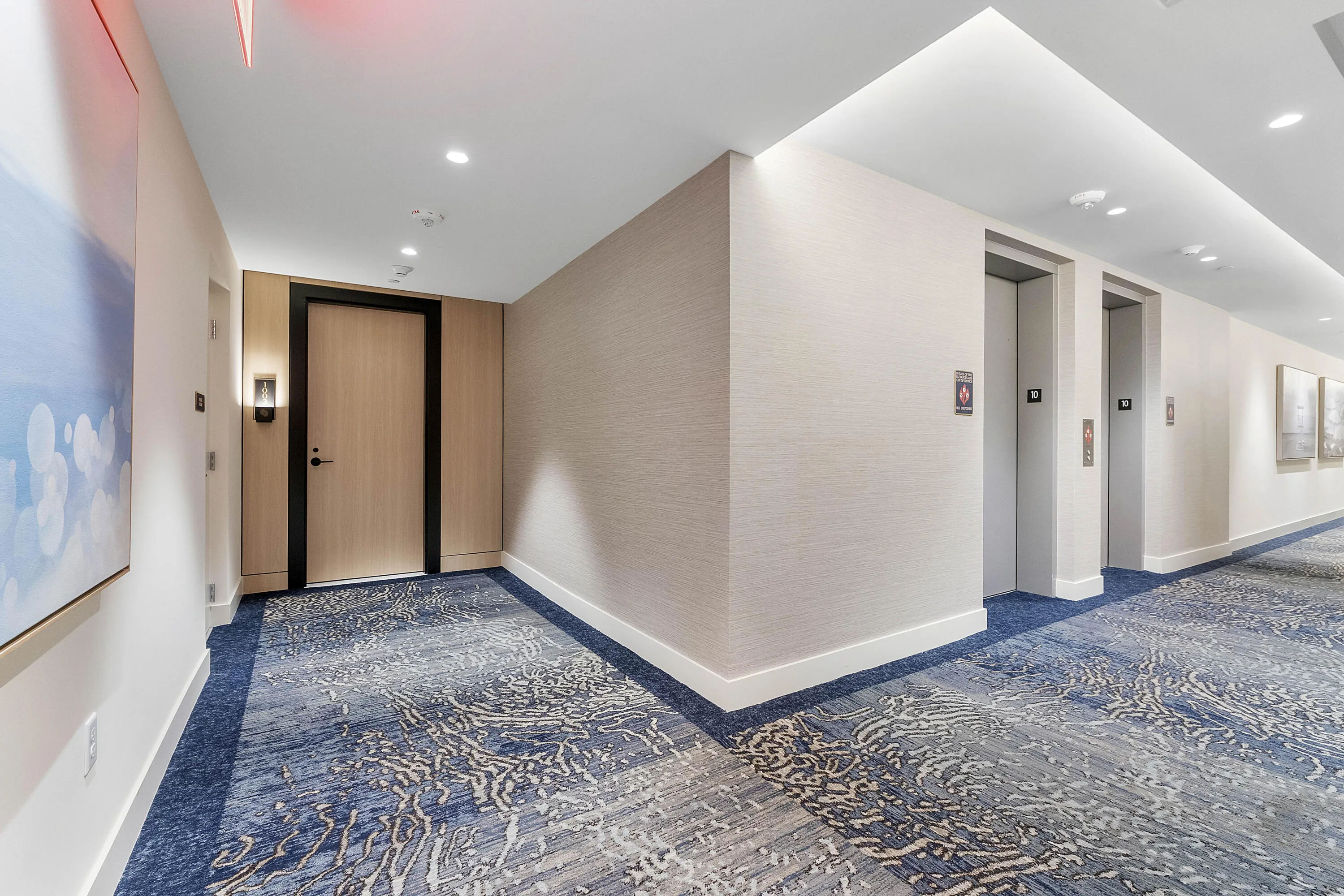 151 N Seabreeze Blvd u1003_040