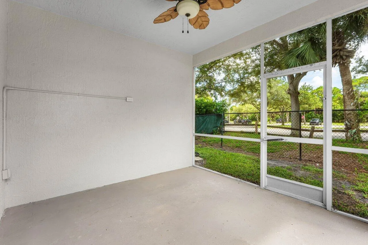Screened Patio