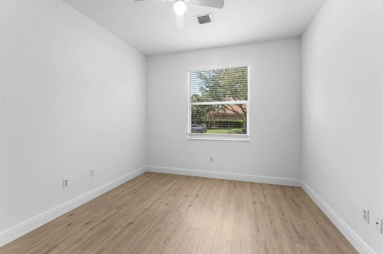 Guest Bedroom 3