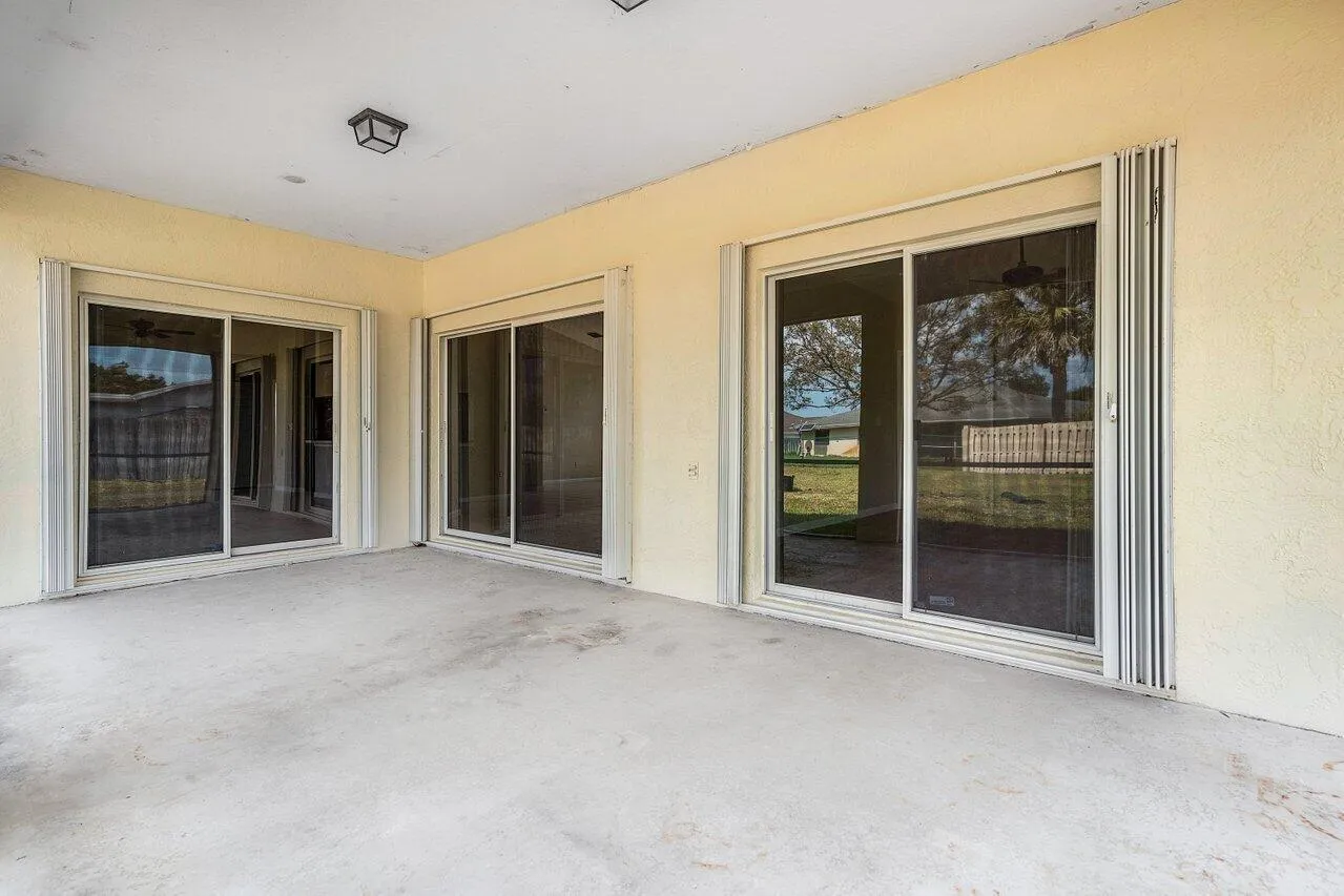 026-273PonceDeLeonStreet-RoyalPalmBeach-