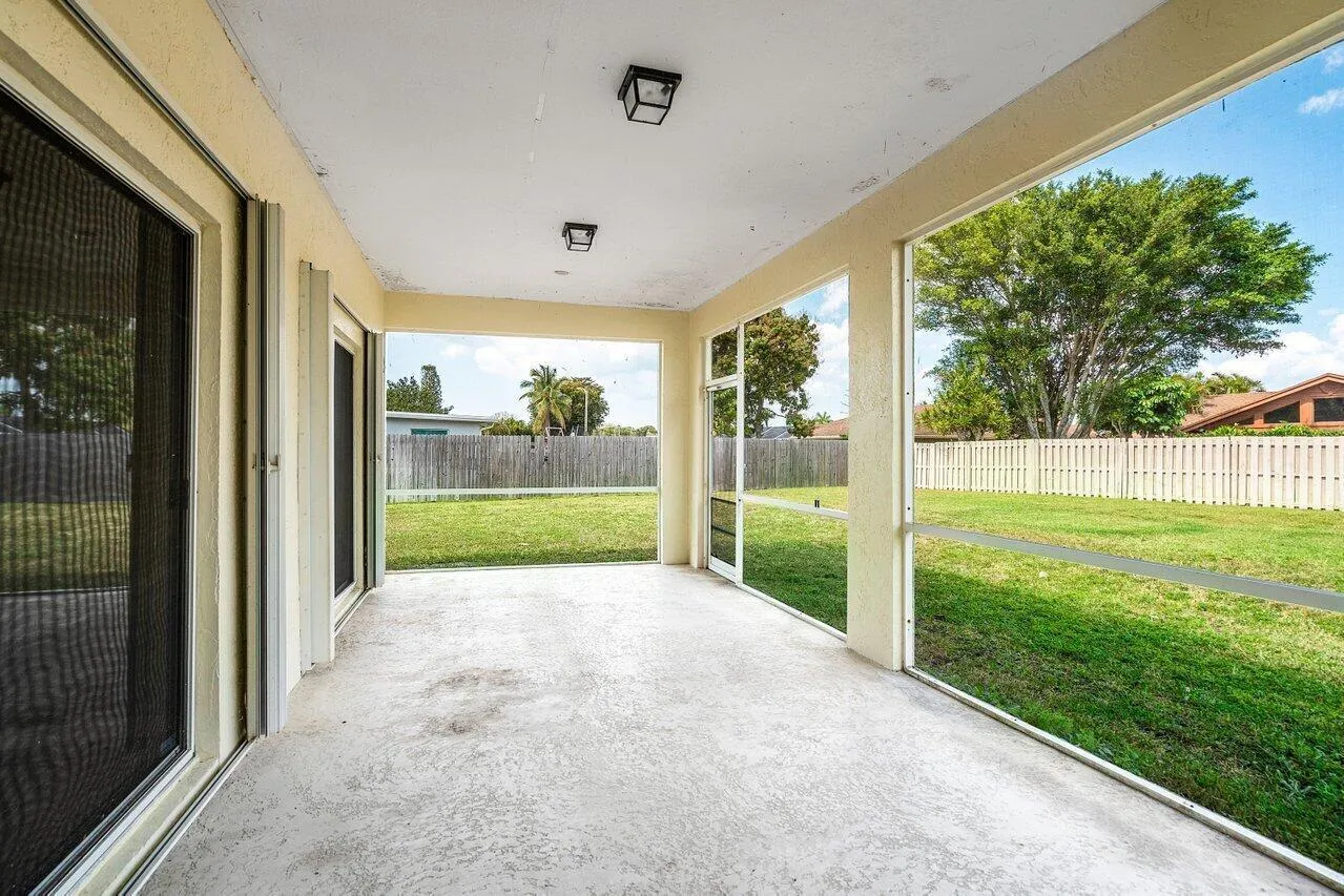 025-273PonceDeLeonStreet-RoyalPalmBeach-
