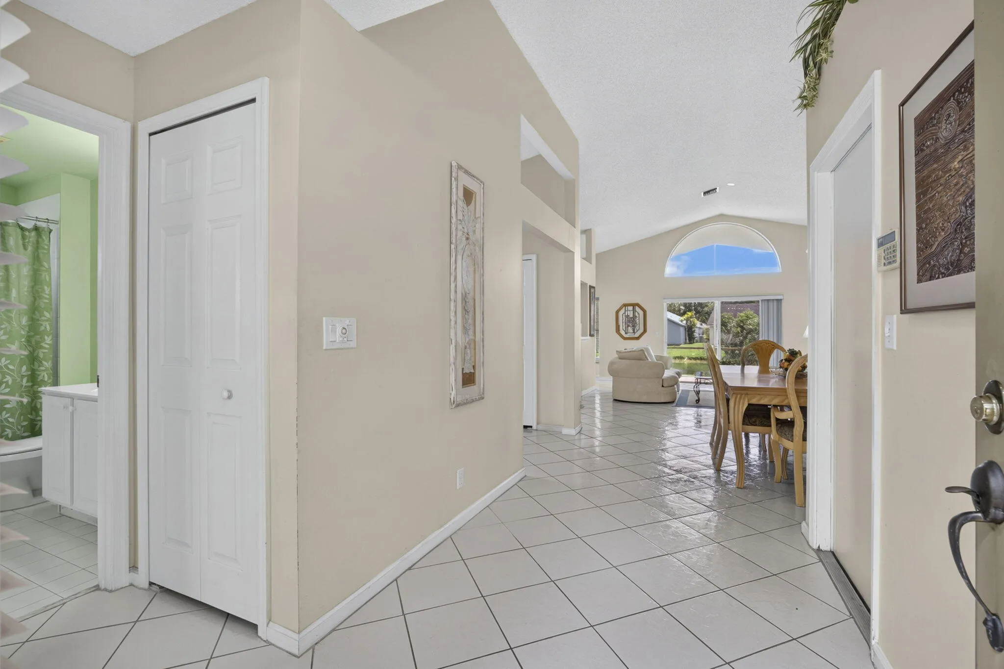 Hallway at 2221 Soundings Ct