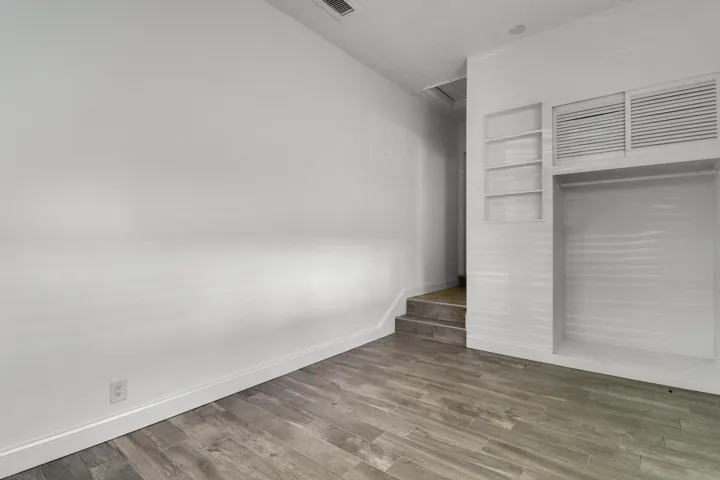 House 1-17