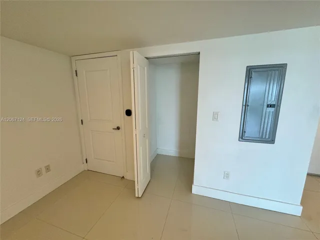 Den/ 3rd Bed