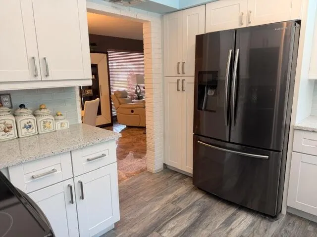 Kitchen 4