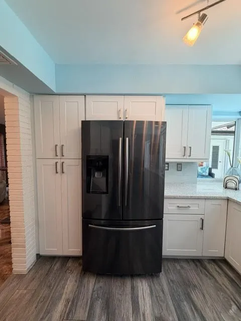 Kitchen 6