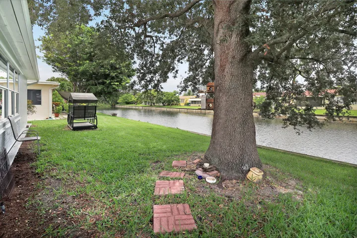 23-web-or-mls-4312 NW 47th St_23