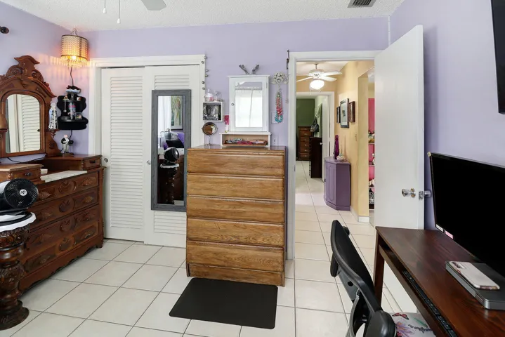 21-web-or-mls-4312 NW 47th St_21