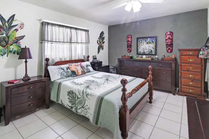 15-web-or-mls-4312 NW 47th St_15
