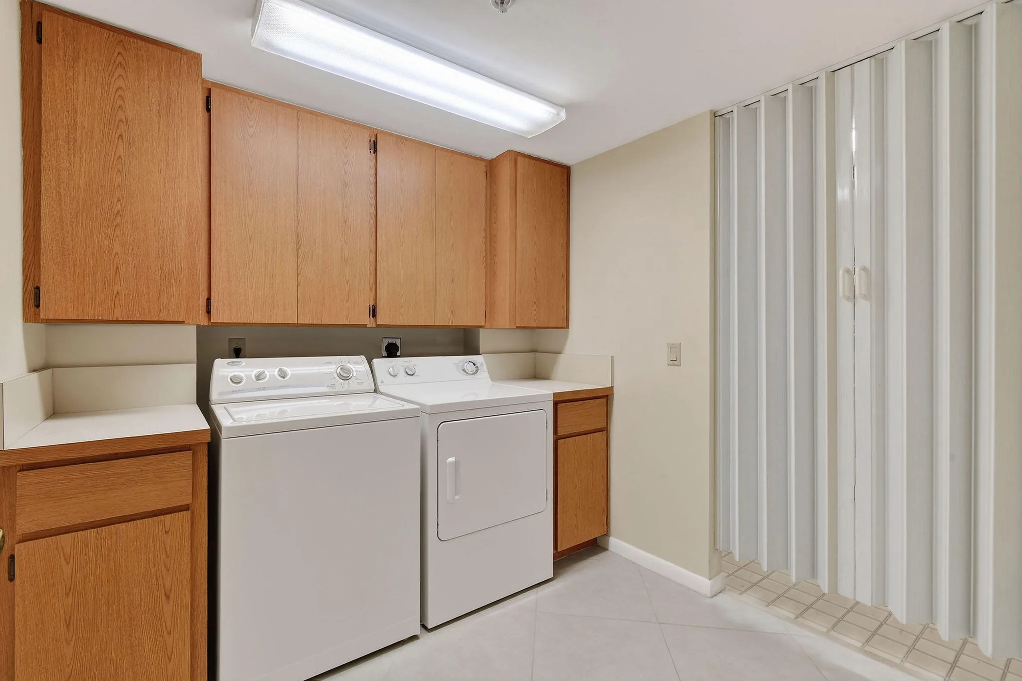 2101MarinaIsleWay#202(51)