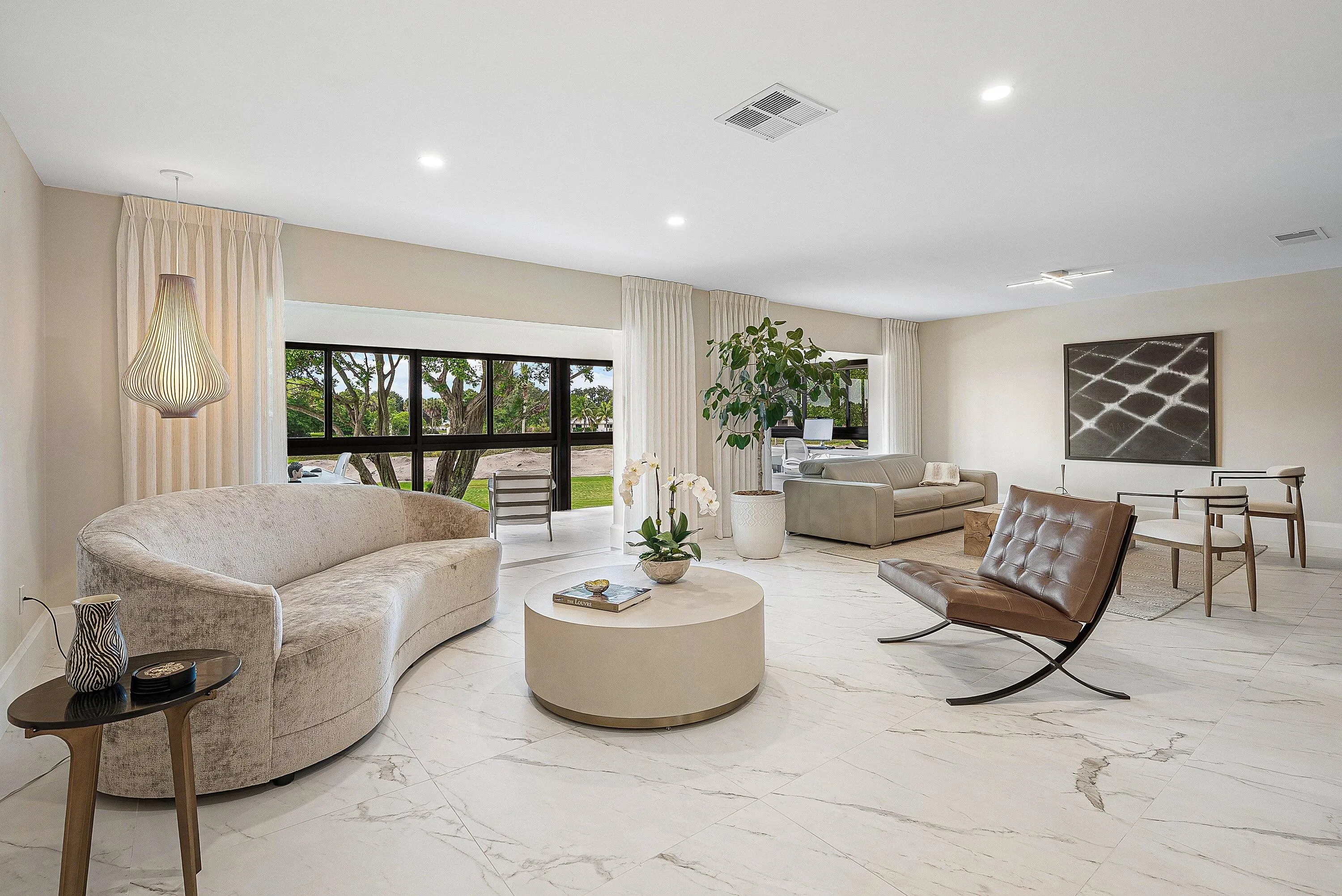 Living / Den