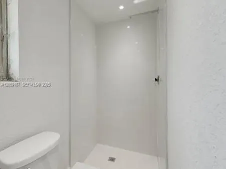 Bathroom 1/2 Main House