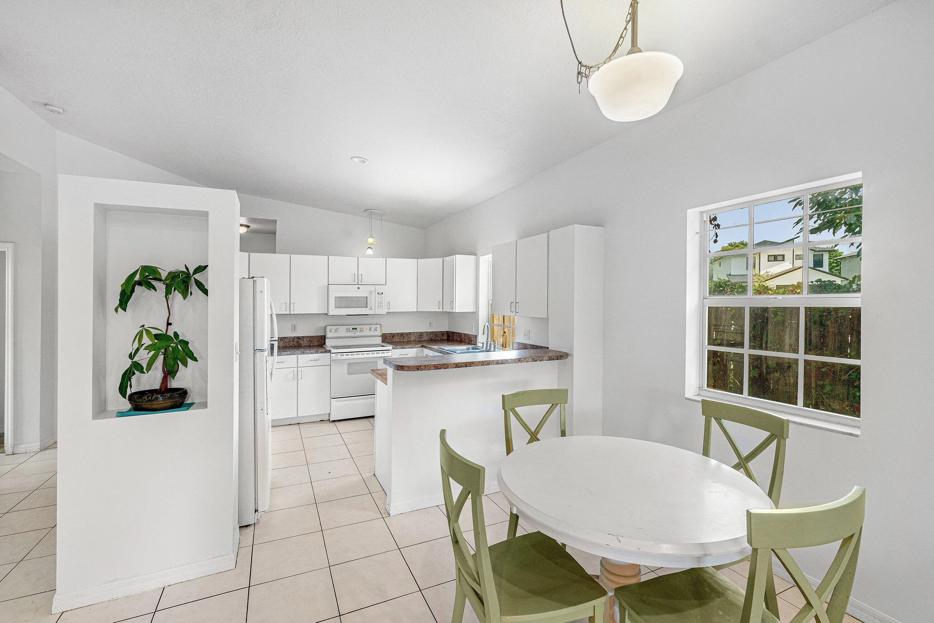 006-2406SundyAvenue-DelrayBeach-FL-33444