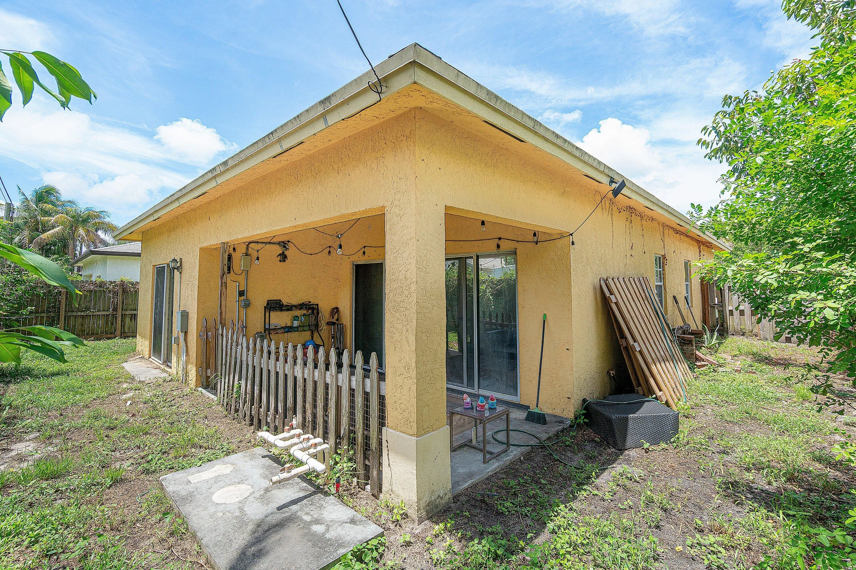 030-2406SundyAvenue-DelrayBeach-FL-33444