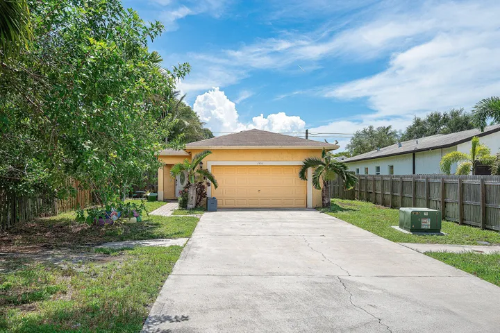 001-2406SundyAvenue-DelrayBeach-FL-33444