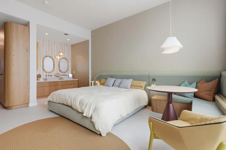 Master bedroom Flamingo
