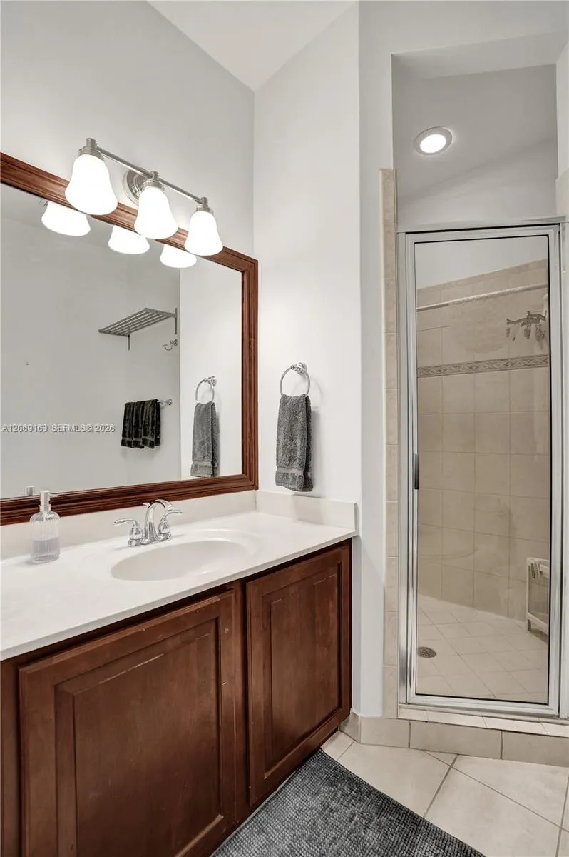Property photo 57
