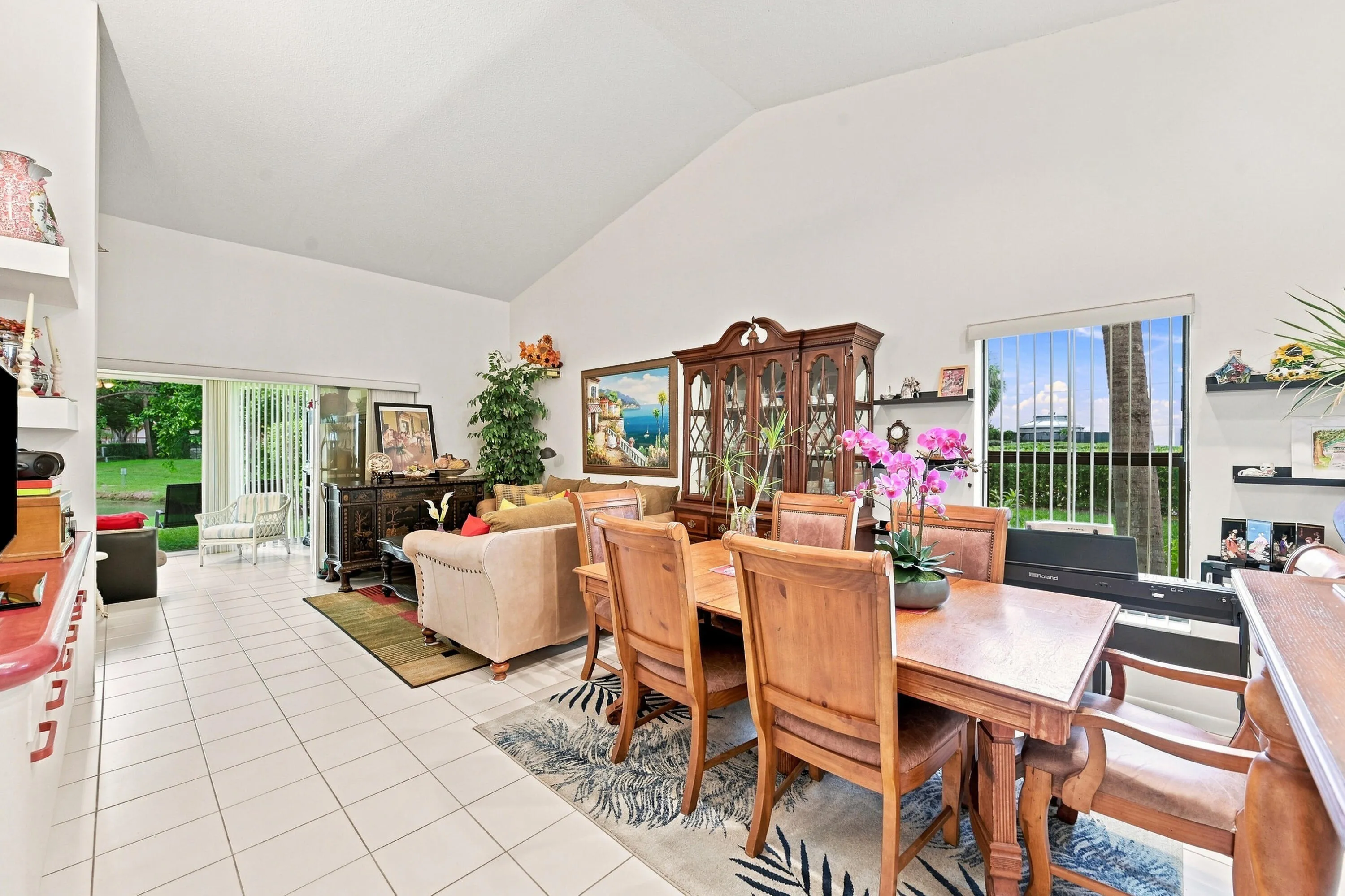 Living & Dining Space