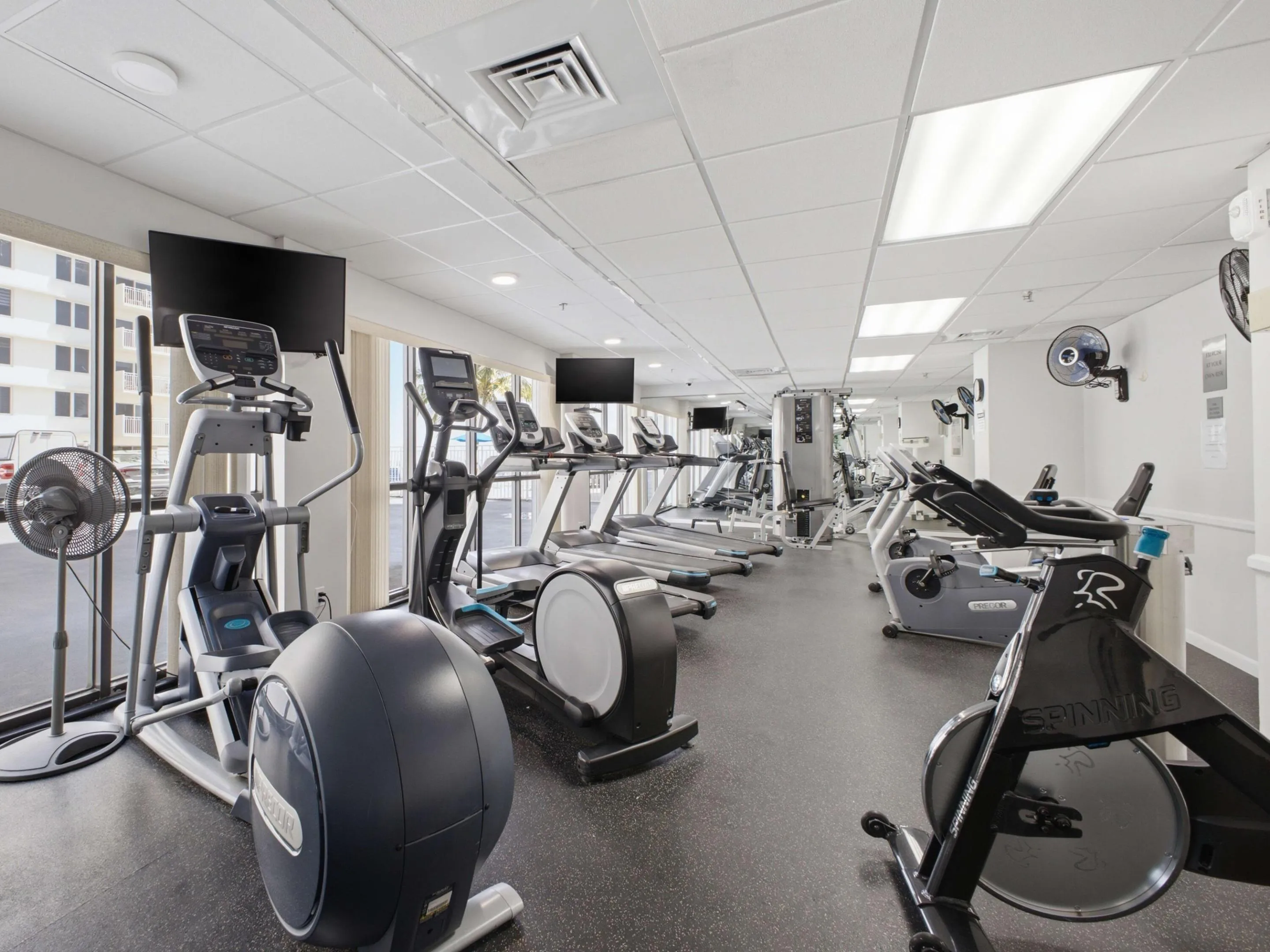Gym Cardio Room