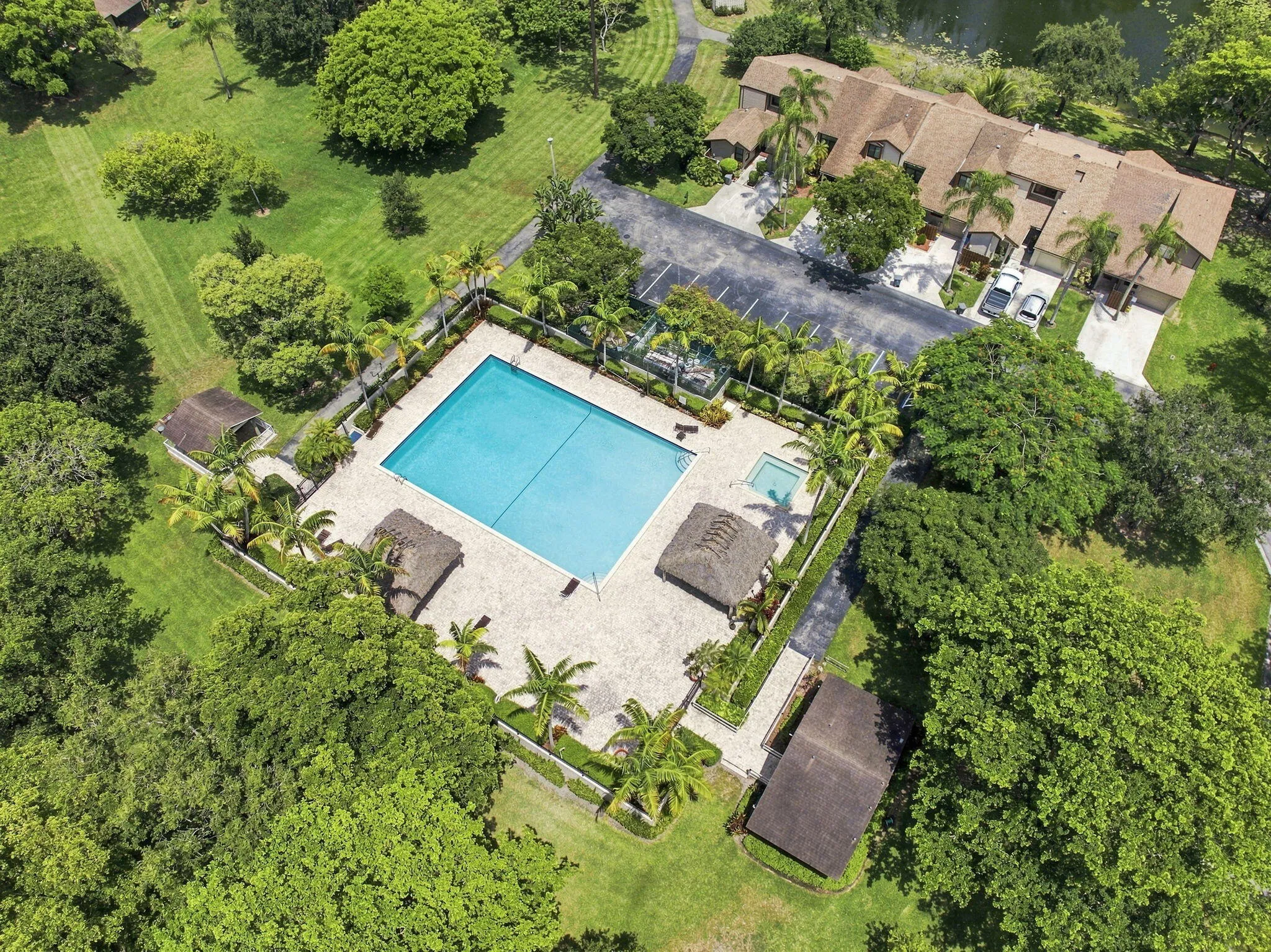 2-web-or-mls-22311-whistling-pines-ln