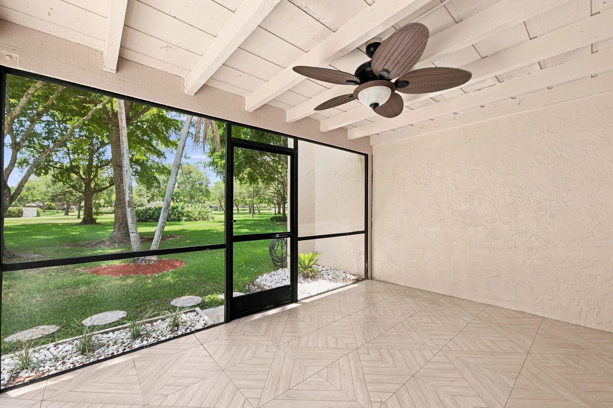 24-web-or-mls-22311-whistling-pines-ln