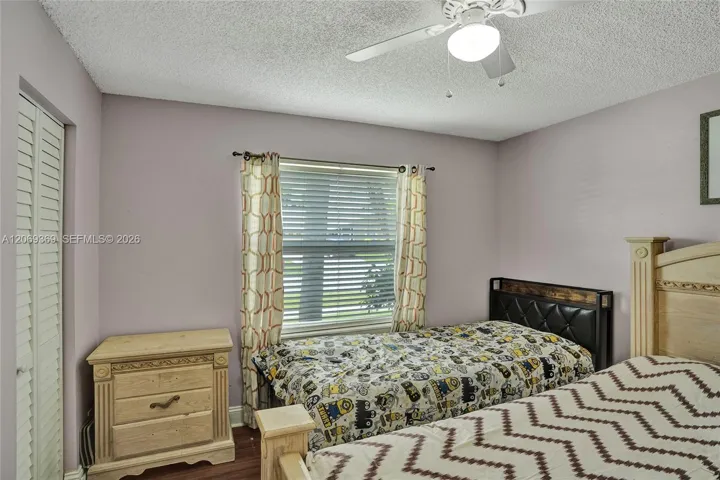 Second bedroom