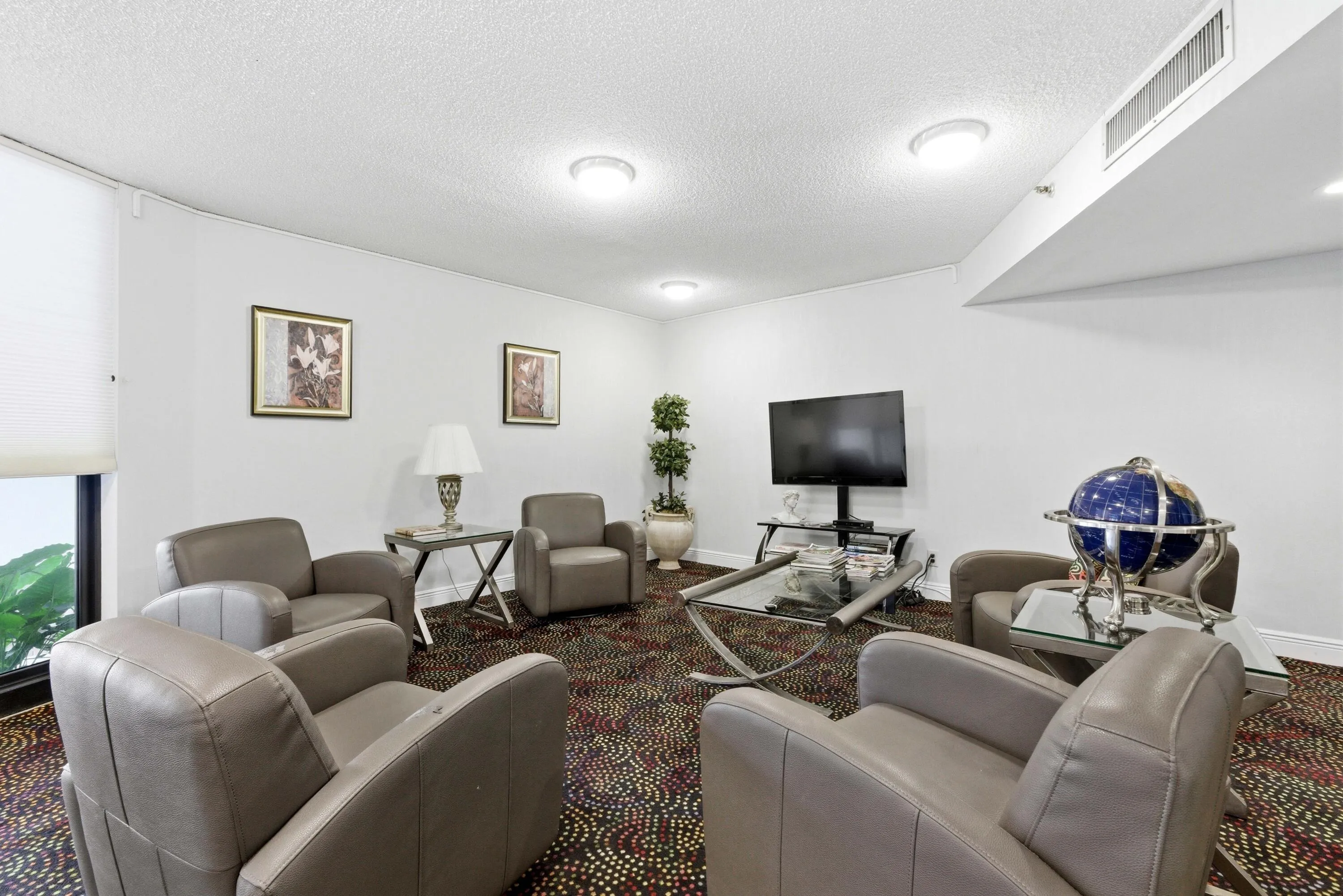 1361 S Ocean Blvd u808_012