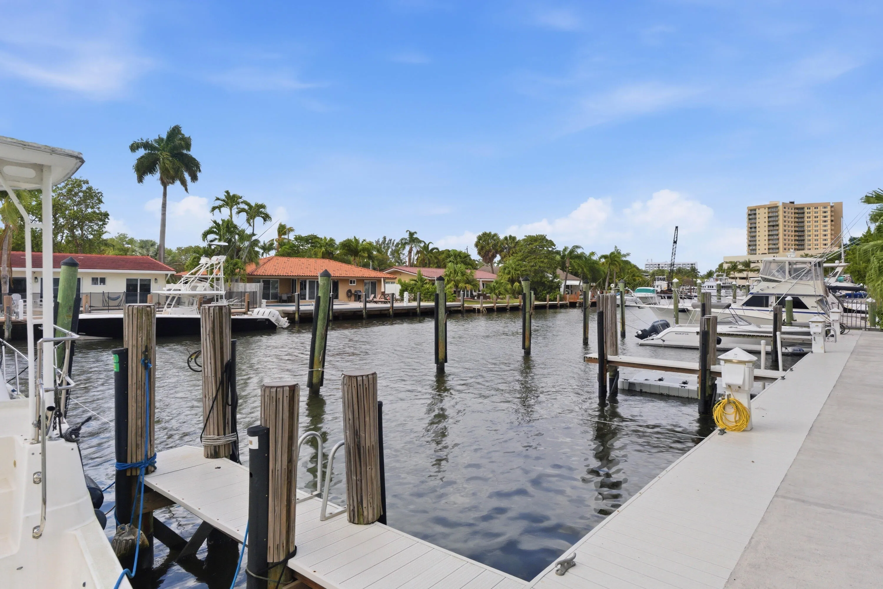 1361 S Ocean Blvd u808_008