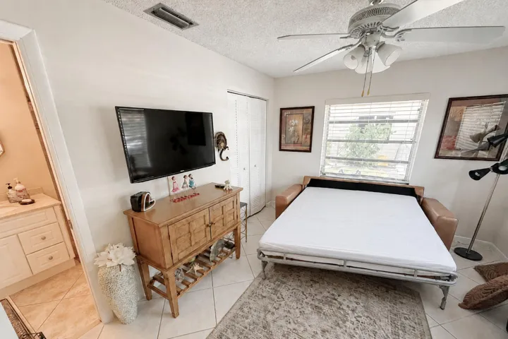 Sleeper Sofa Bed
