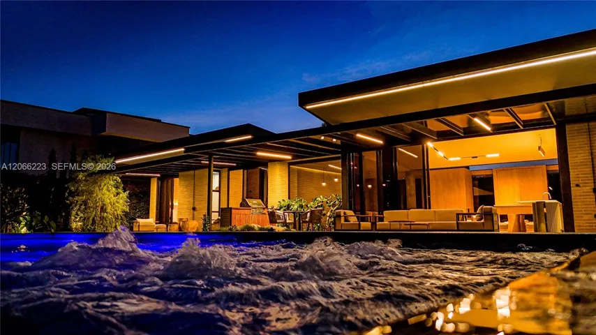 Jacuzzi