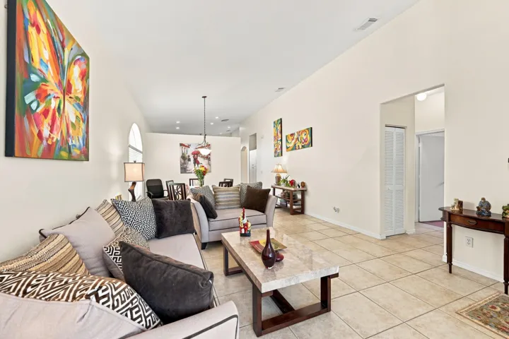 07_living room