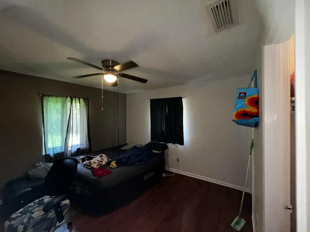 Bed2