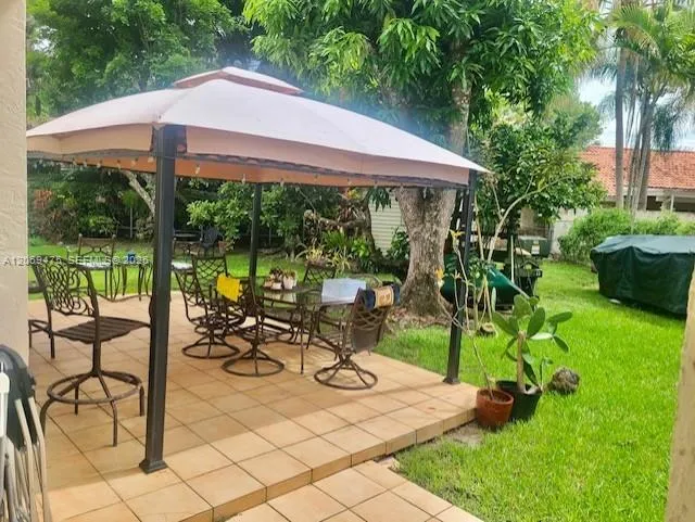 Property photo 33