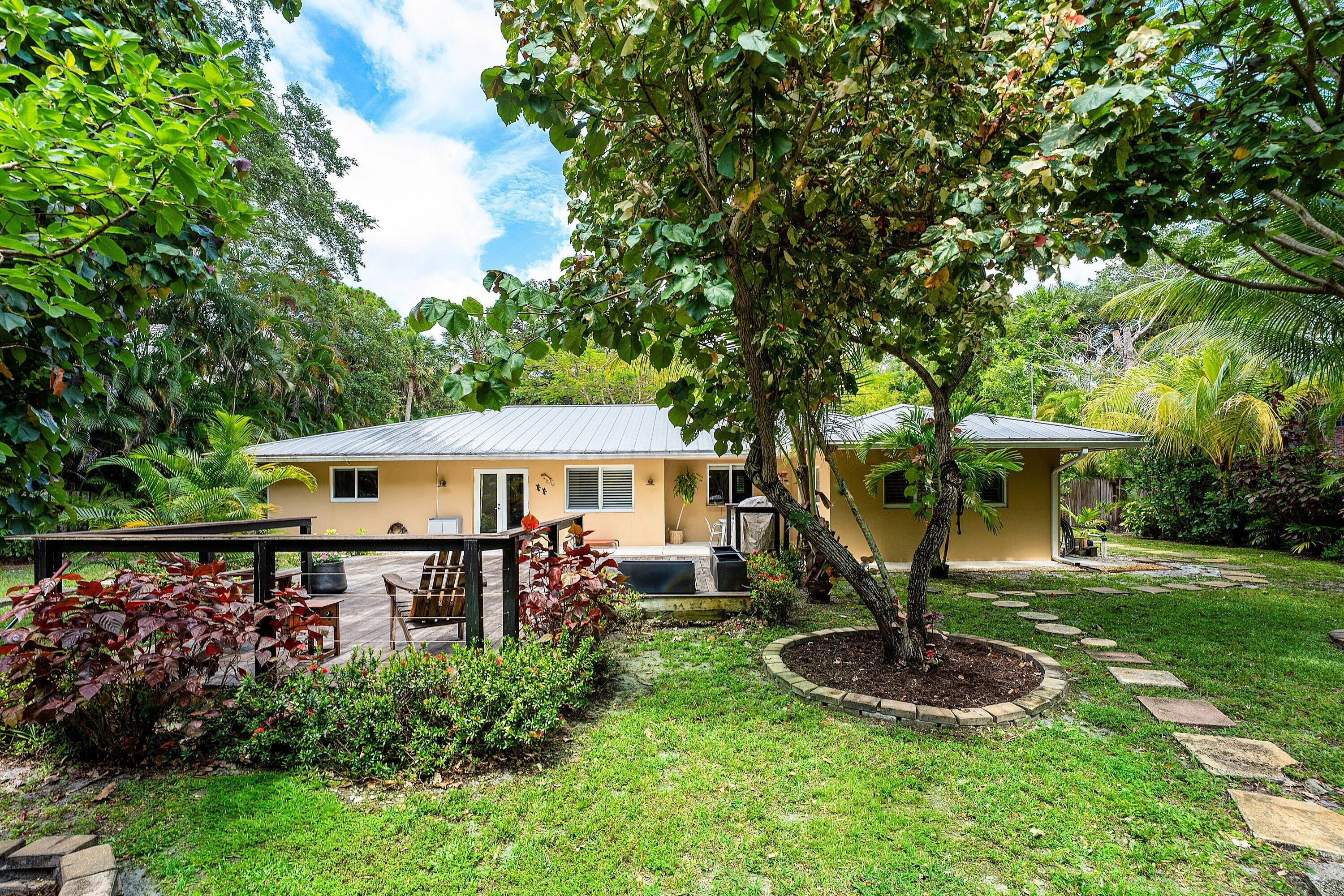 036-2130Southwest27thTerrace-FortLauderd