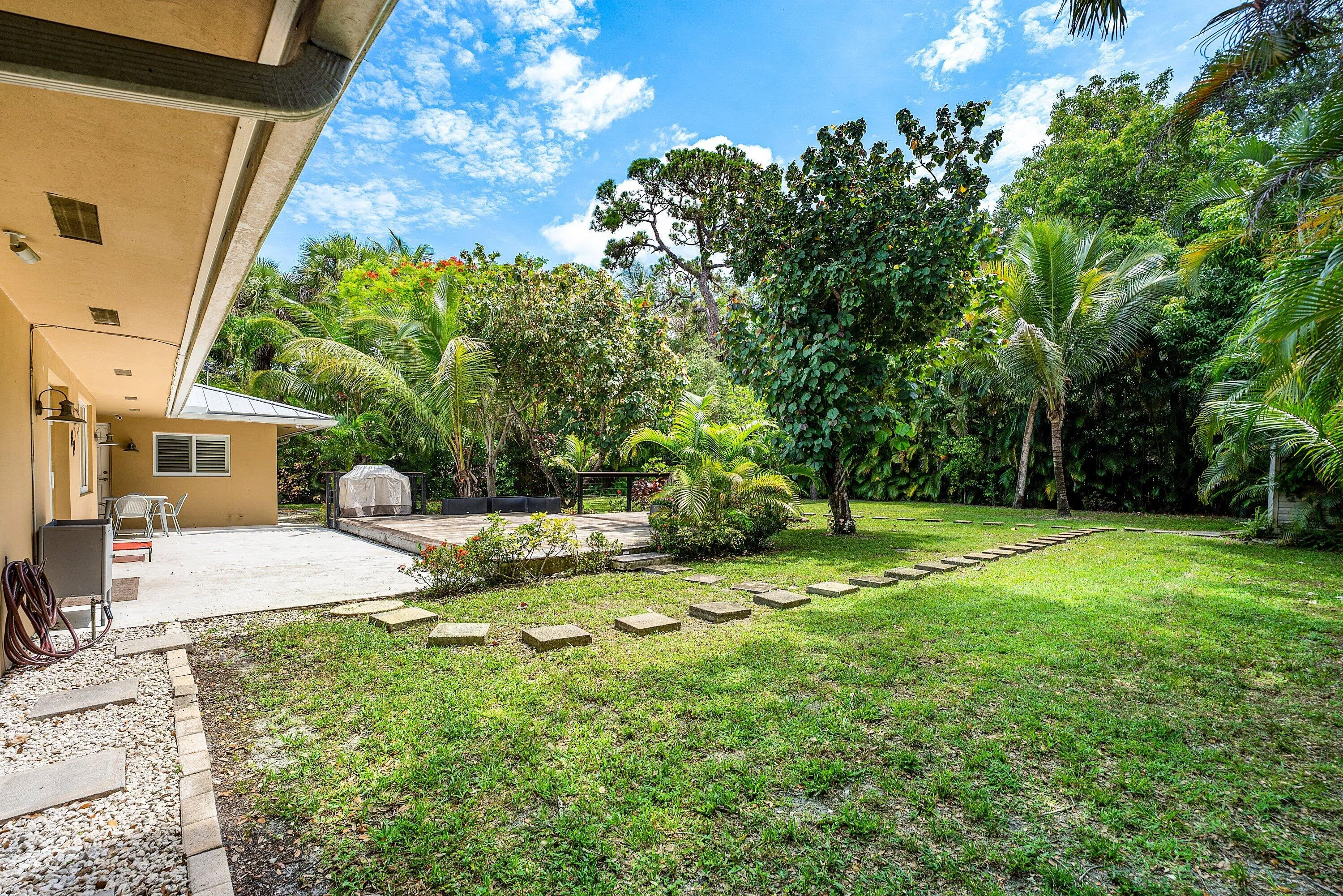 041-2130Southwest27thTerrace-FortLauderd