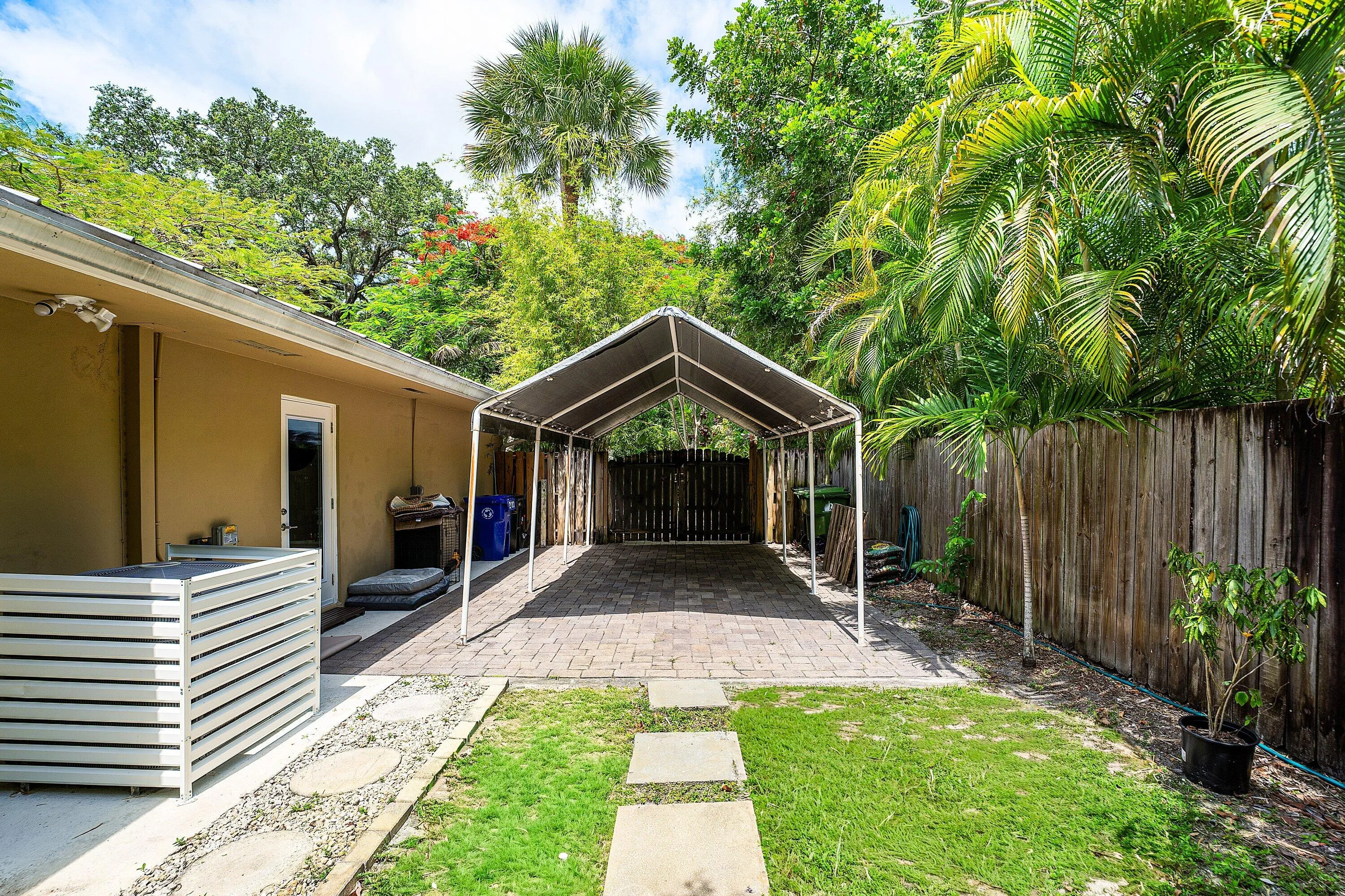 038-2130Southwest27thTerrace-FortLauderd