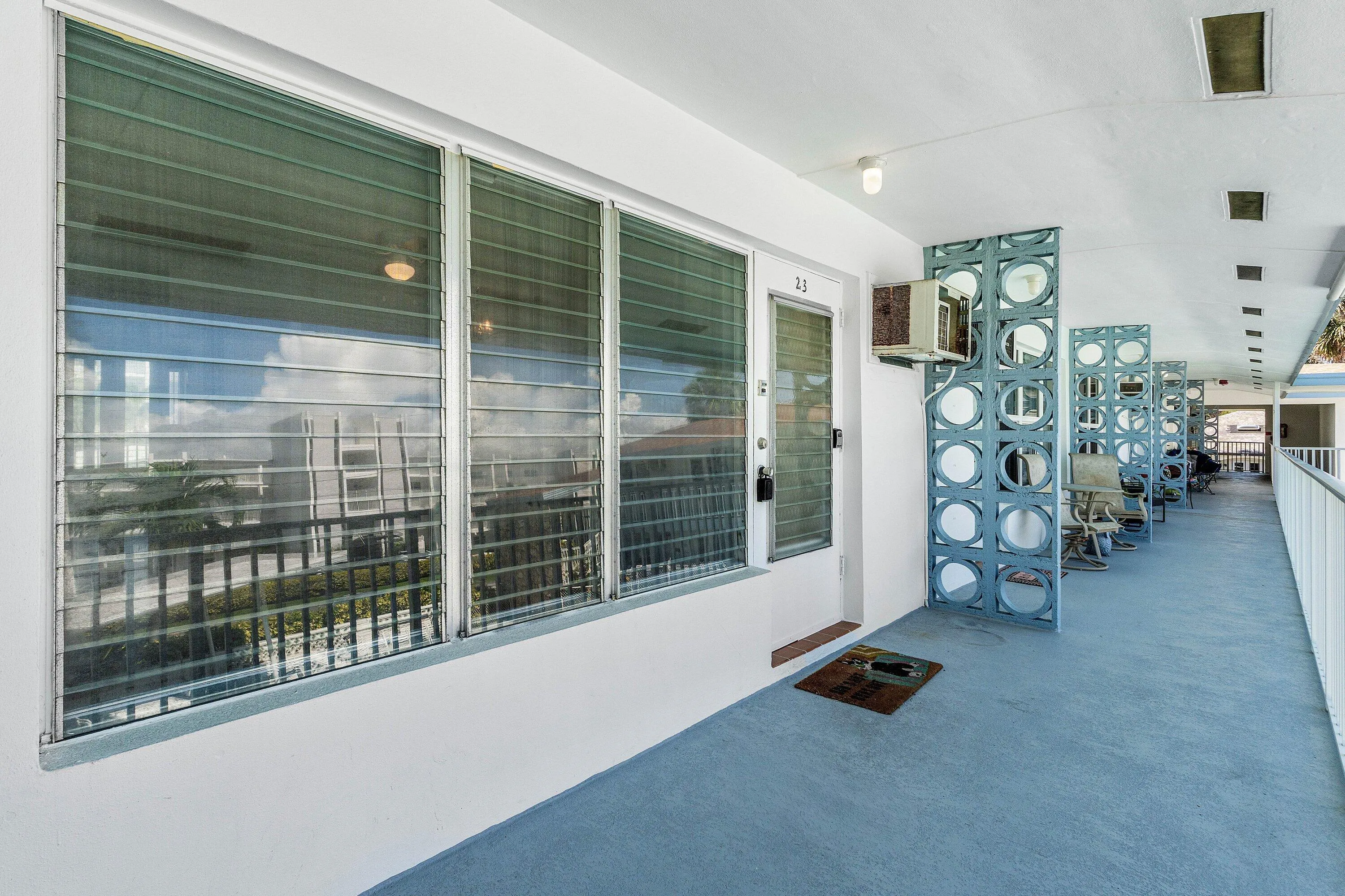 003-1110NorthRiversideDrive-23-PompanoBe