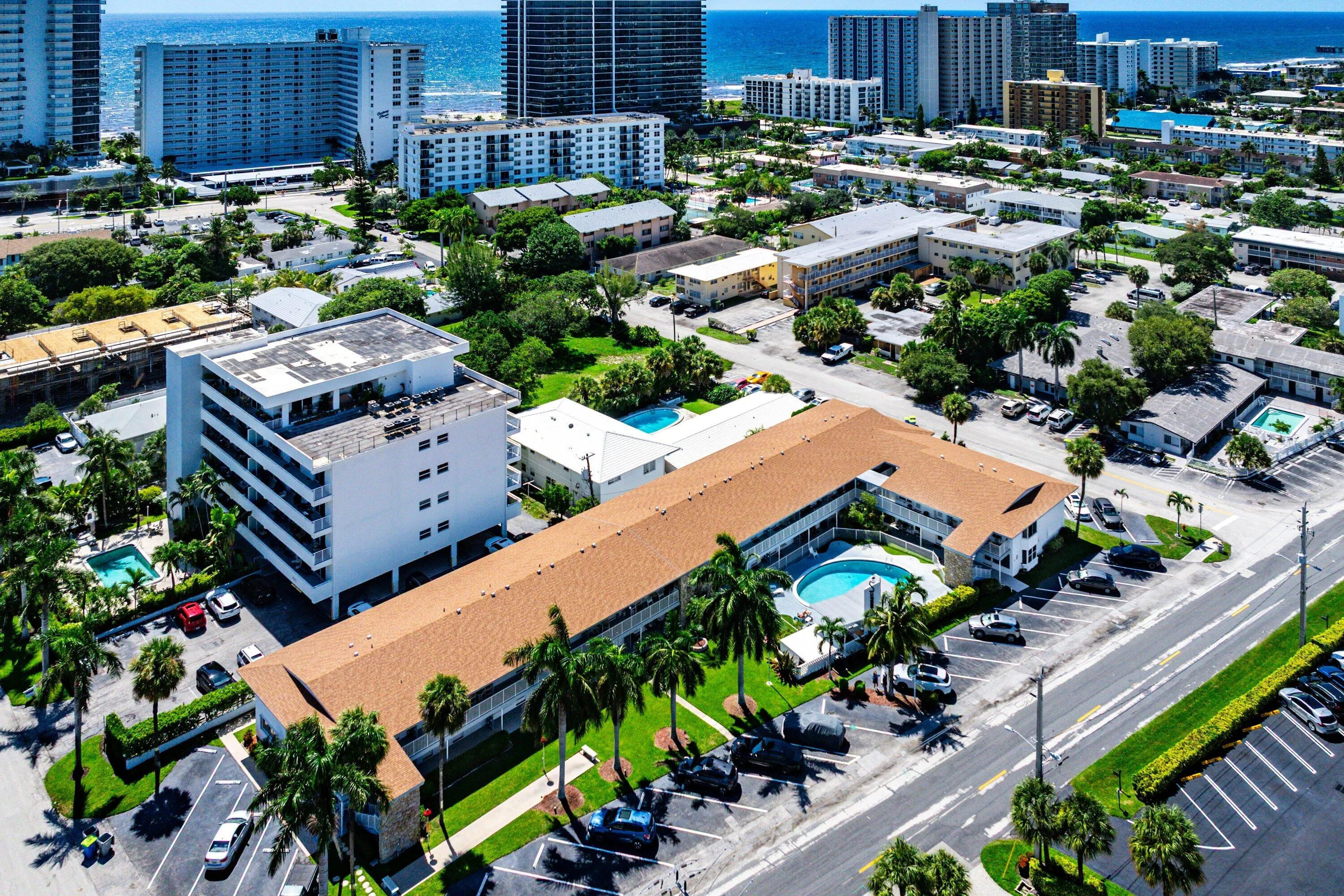 023-1110NorthRiversideDrive-23-PompanoBe