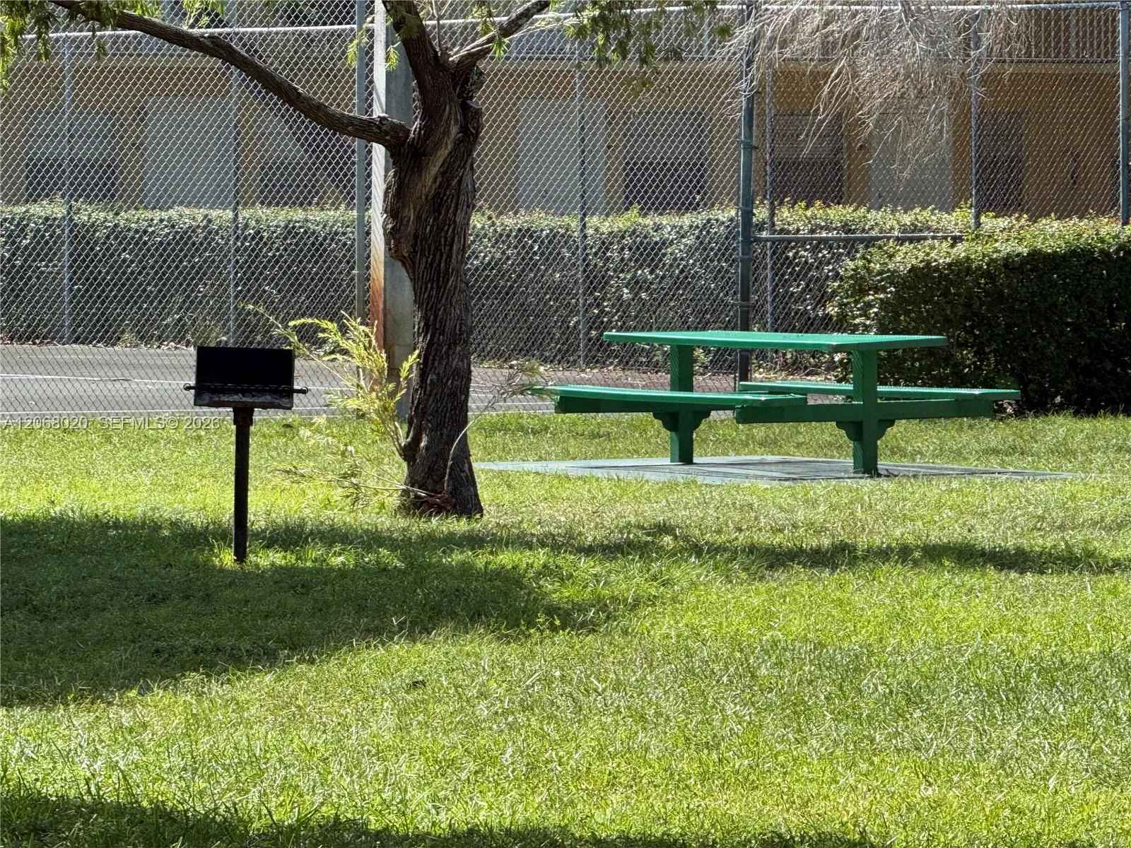 Photo 32