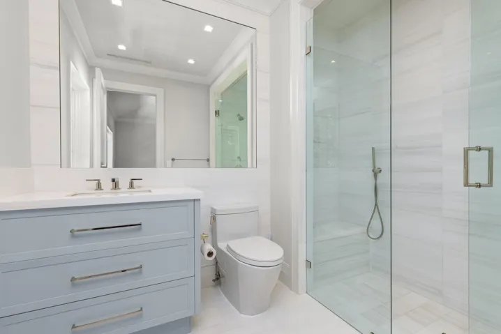 Guest Bath 3