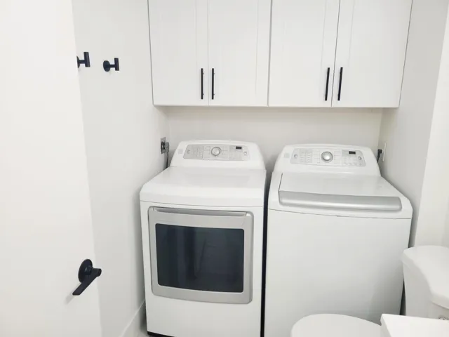 1000077950