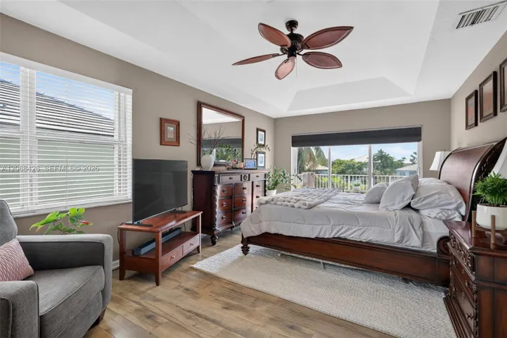 Upstairs Primary Bedroom