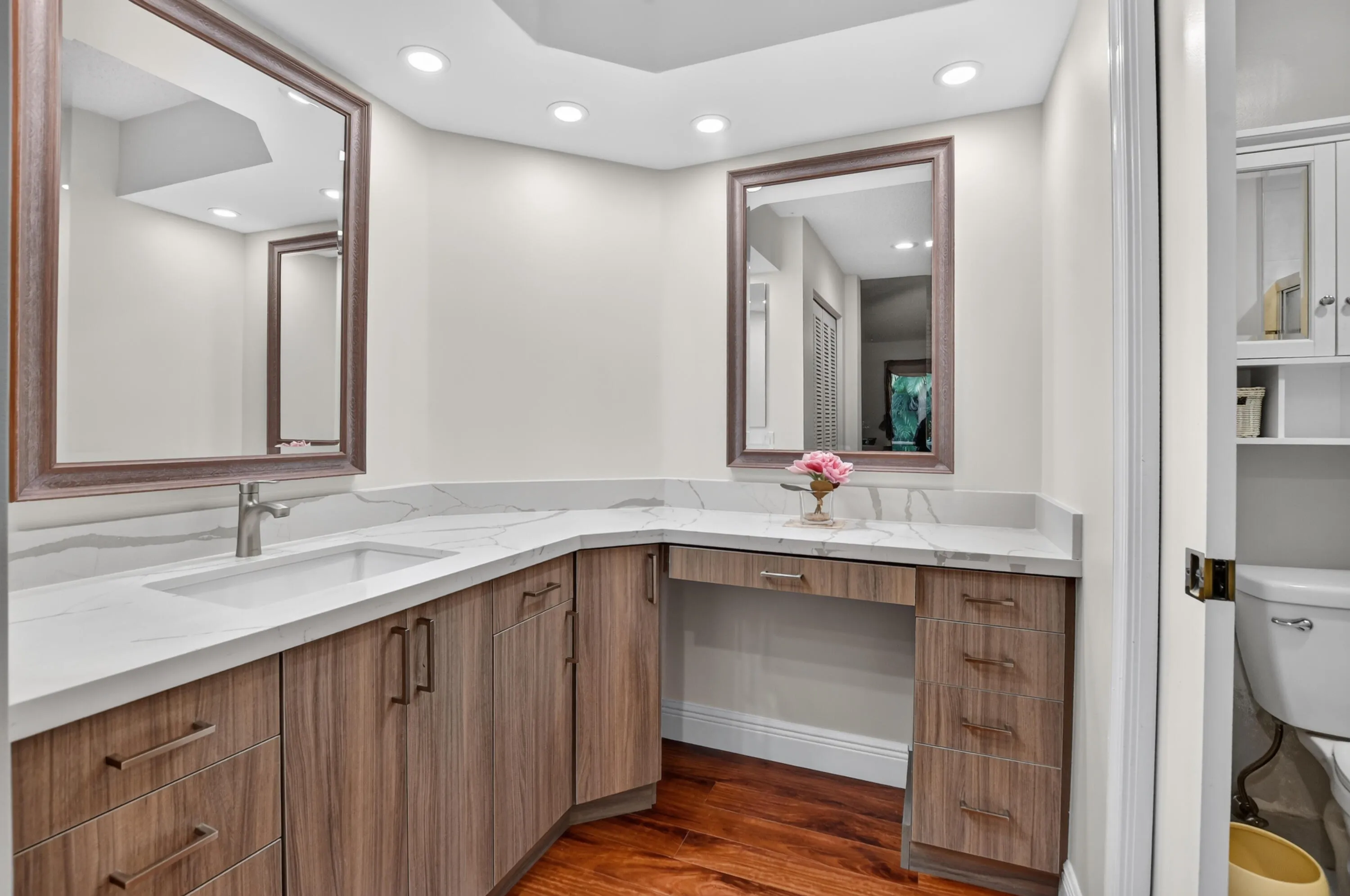 Vanity area in primary bedroom.
