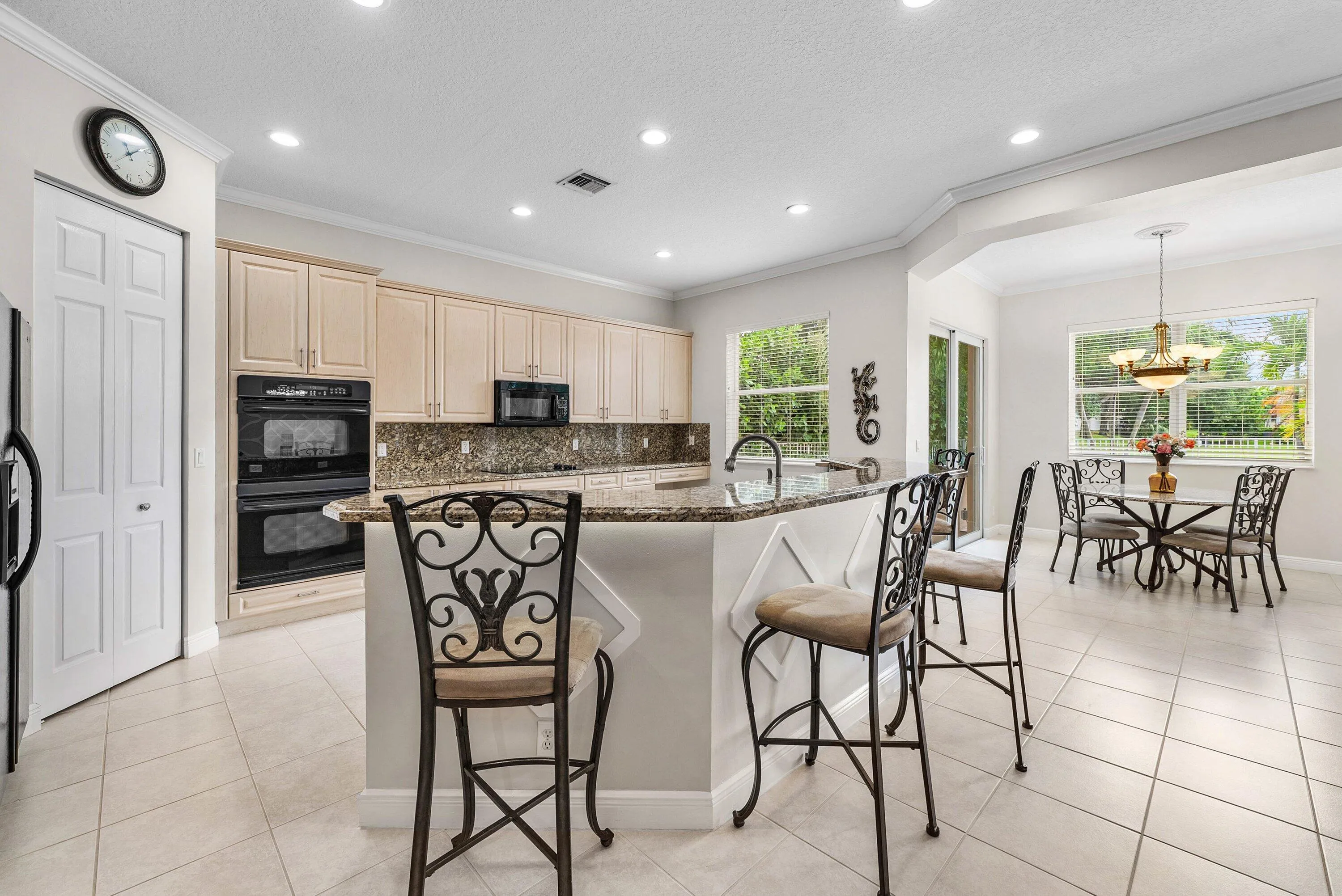 021-7346DenicolaLane-LakeWorth-FL-33467-