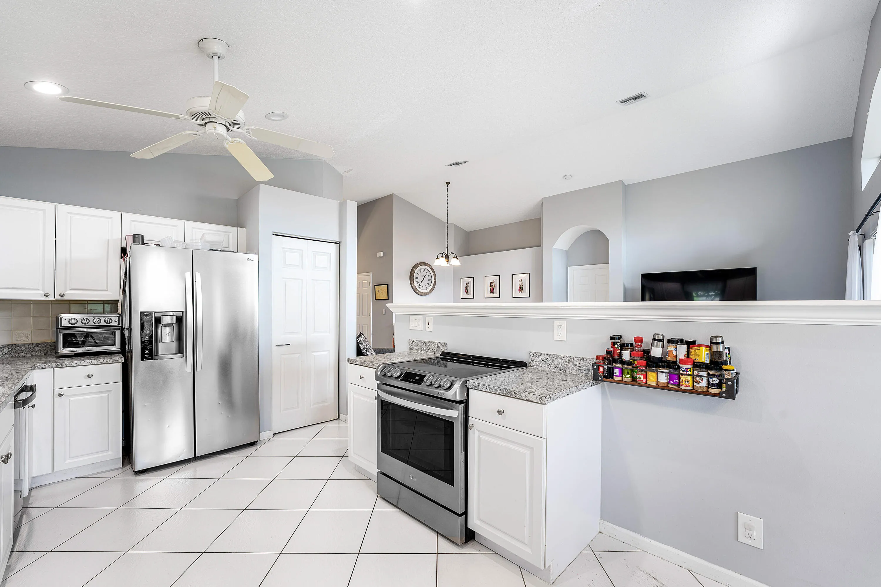 Kitchen 1
