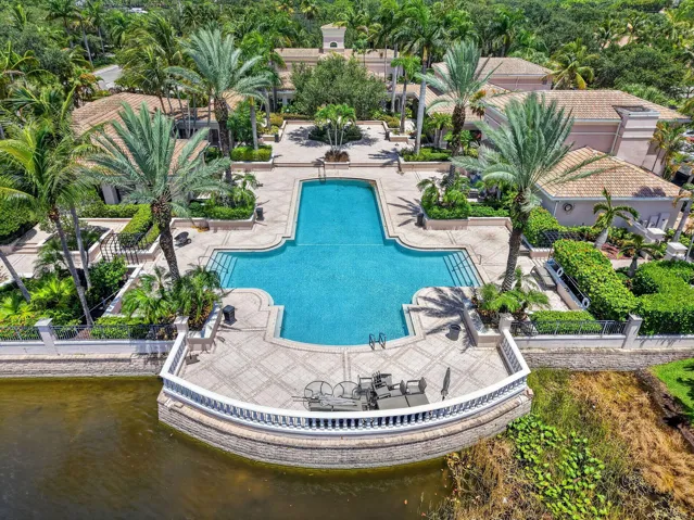 Resort Style Pool